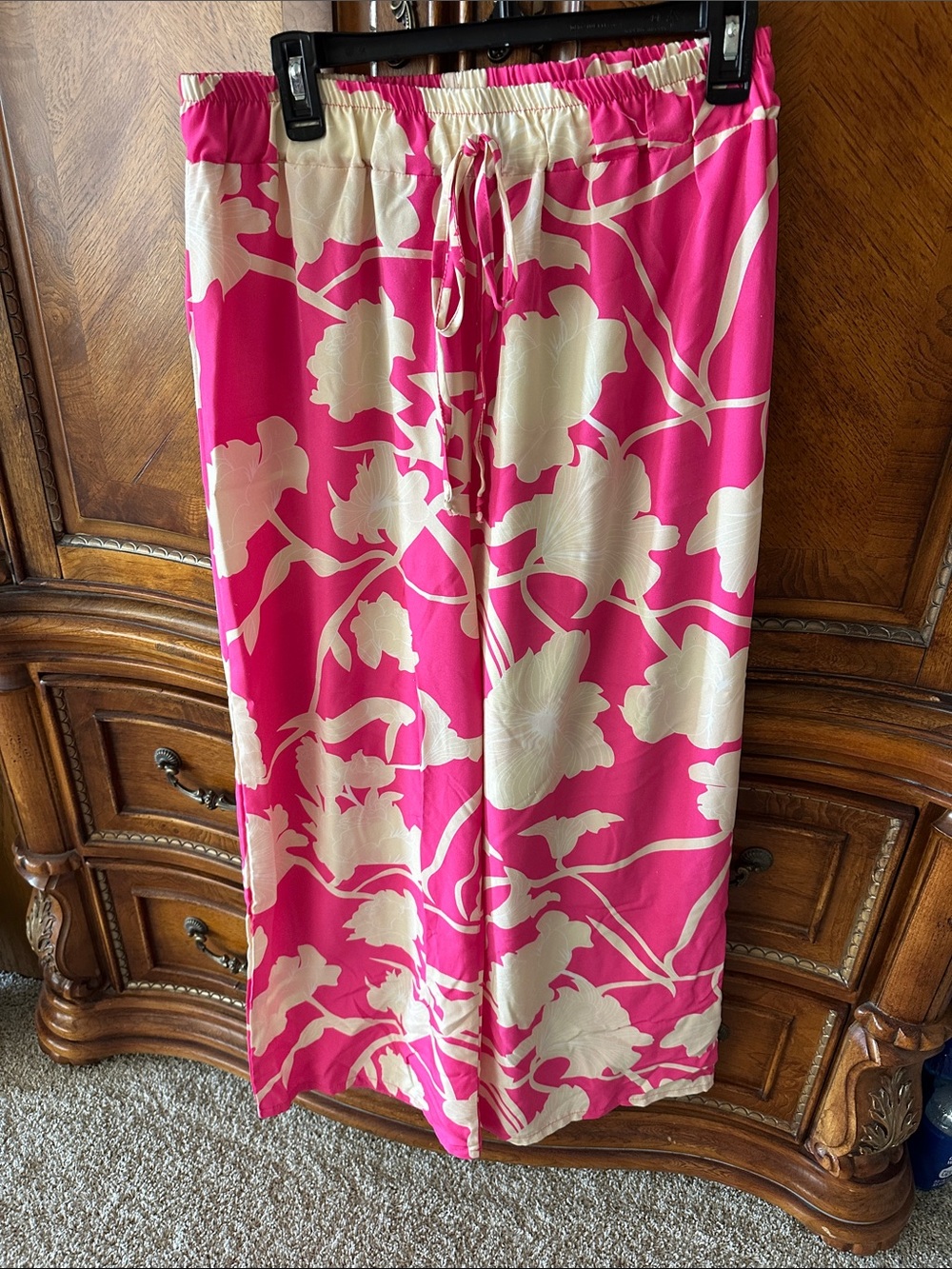Women’s Pink Cream Floral pants